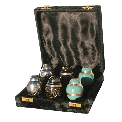 Mini Keepsake Urns for Ash Sharing