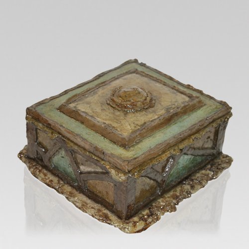 Linette Cremation Urn