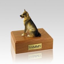 German Shepherd Sitting Medium Dog Urn