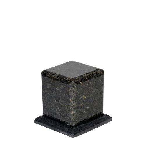 Grande Verde Granite Medium Urn