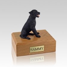 Labrador Black Sitting Medium Dog Urn