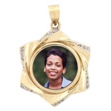 Starlight Yellow Gold Photo Pendant