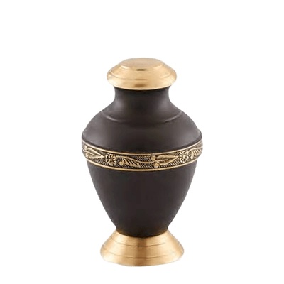 Arcadia Umber Medium Cremation Urn