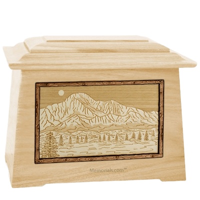 Pikes Peak Maple Aristocrat Cremation Urn