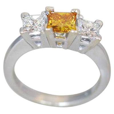 Ring Mounting for Princess Cut 3 Stone