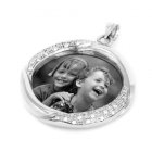 Treasure White Gold Etched Pendant