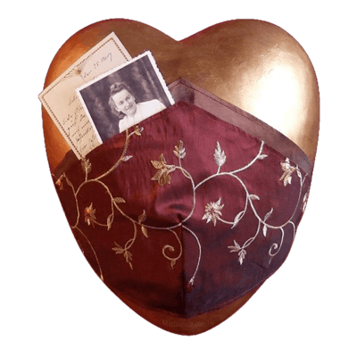 Aquitaine Ceramic Heart Urns
