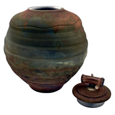 Dene Tha Cremation Urn