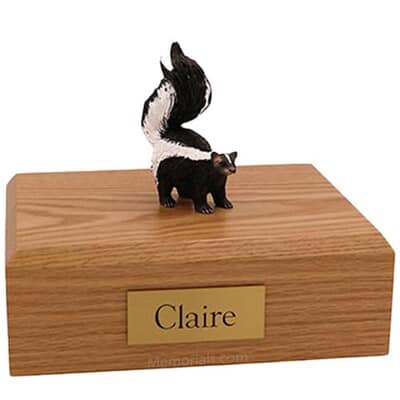Skunk Pet Cremation Urns